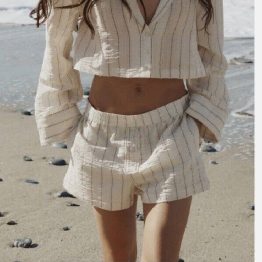 Zara Wrinkle Effect Stripped Shorts